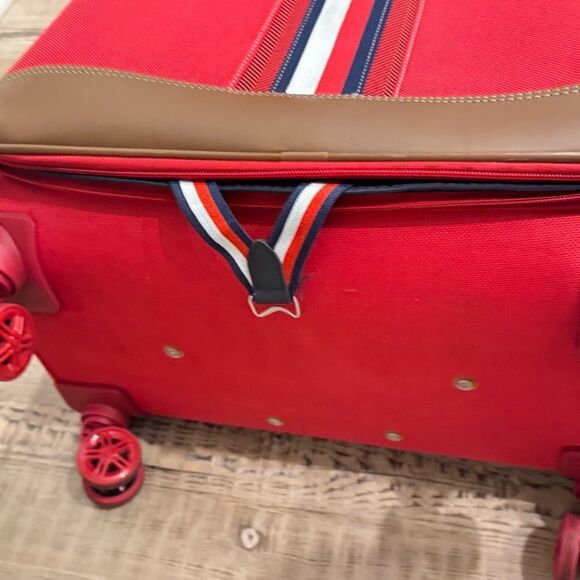 Tommy Hilfiger Logan 28" Softside Spinner, luggage, suitcase travel bag - Picture 7 of 16